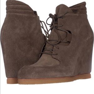 Stuart Weitzman Sneaker Wedge